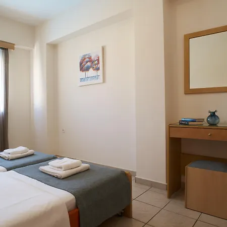 Veronica Aparthotel 3*