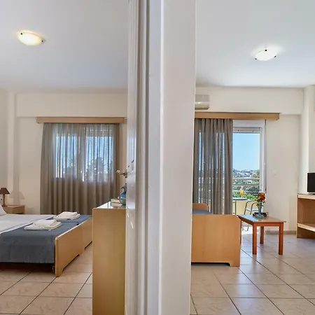 Veronica Aparthotel