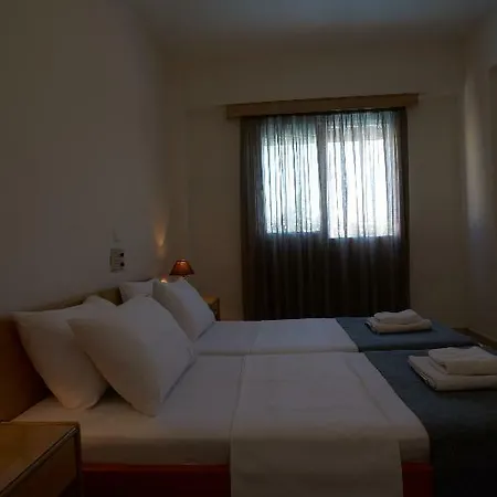 Veronica Aparthotel 3*
